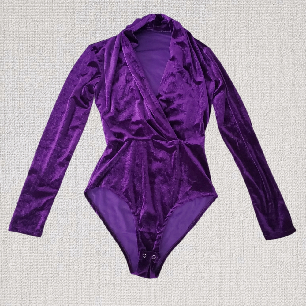 HOUSE OF HARLOW 1960 Purple Velvet Surplice Long Sleeve Stunning Bodysuit- S